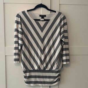 White House Black Market Gray and White Chevron 3/4 length  Sleeve Top